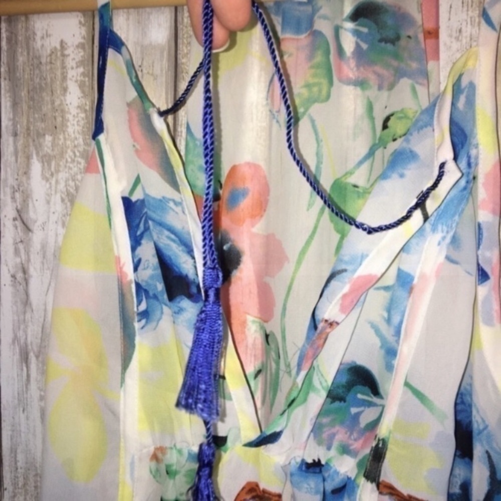Buffalo David Bitton Watercolor Floral Sleeveless Blouse - Picture 3 of 5